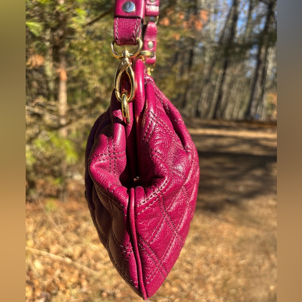 Marc Jacobs Quilted Magenta Shoulder Bag - Picture 9 of 13